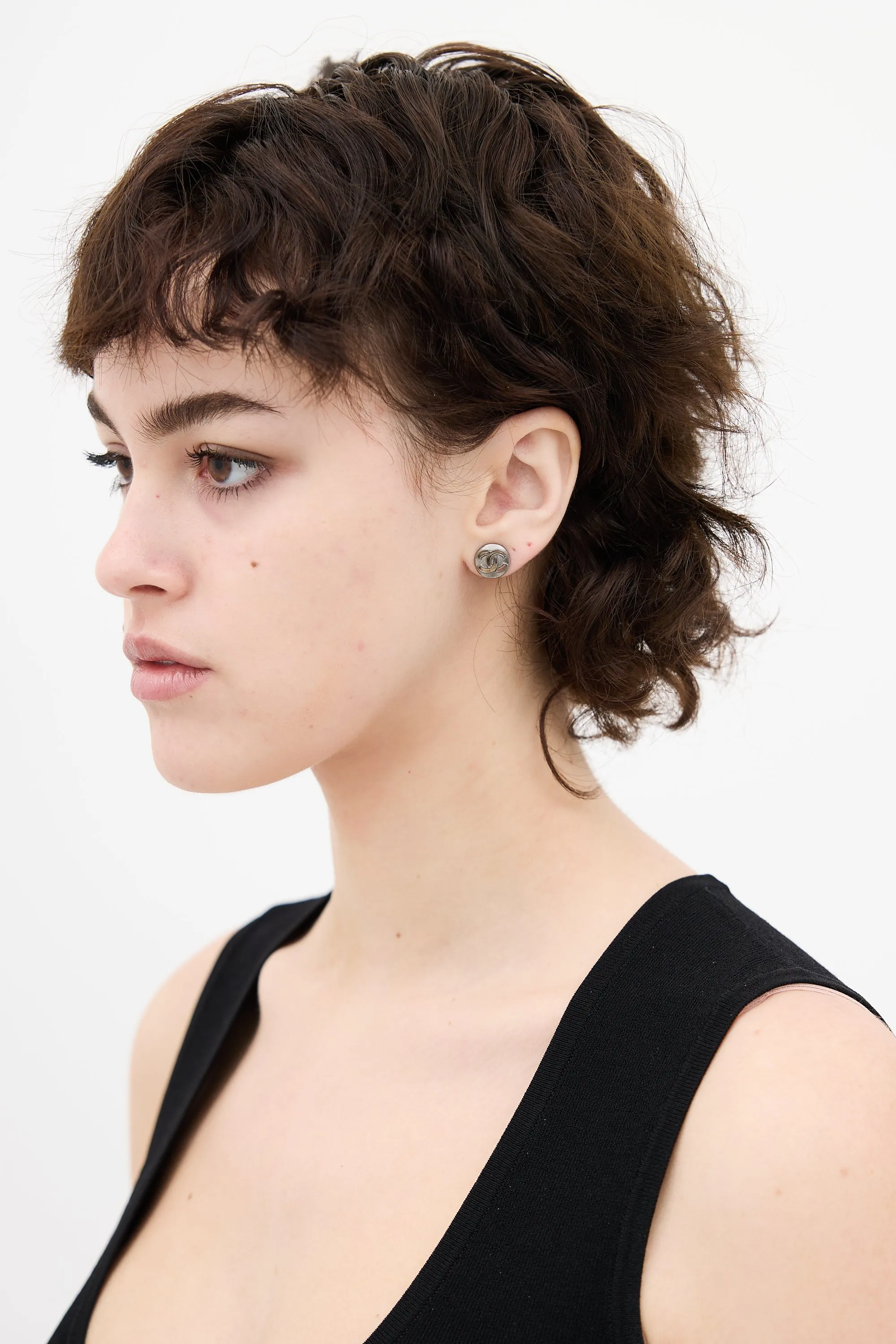 2018 Ruthenium CC Circle Stud Earrings
