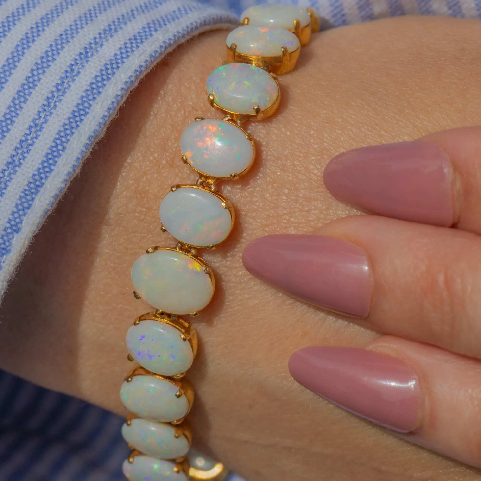 Antique 18ct Gold Opal Bracelet, 10.55ct
