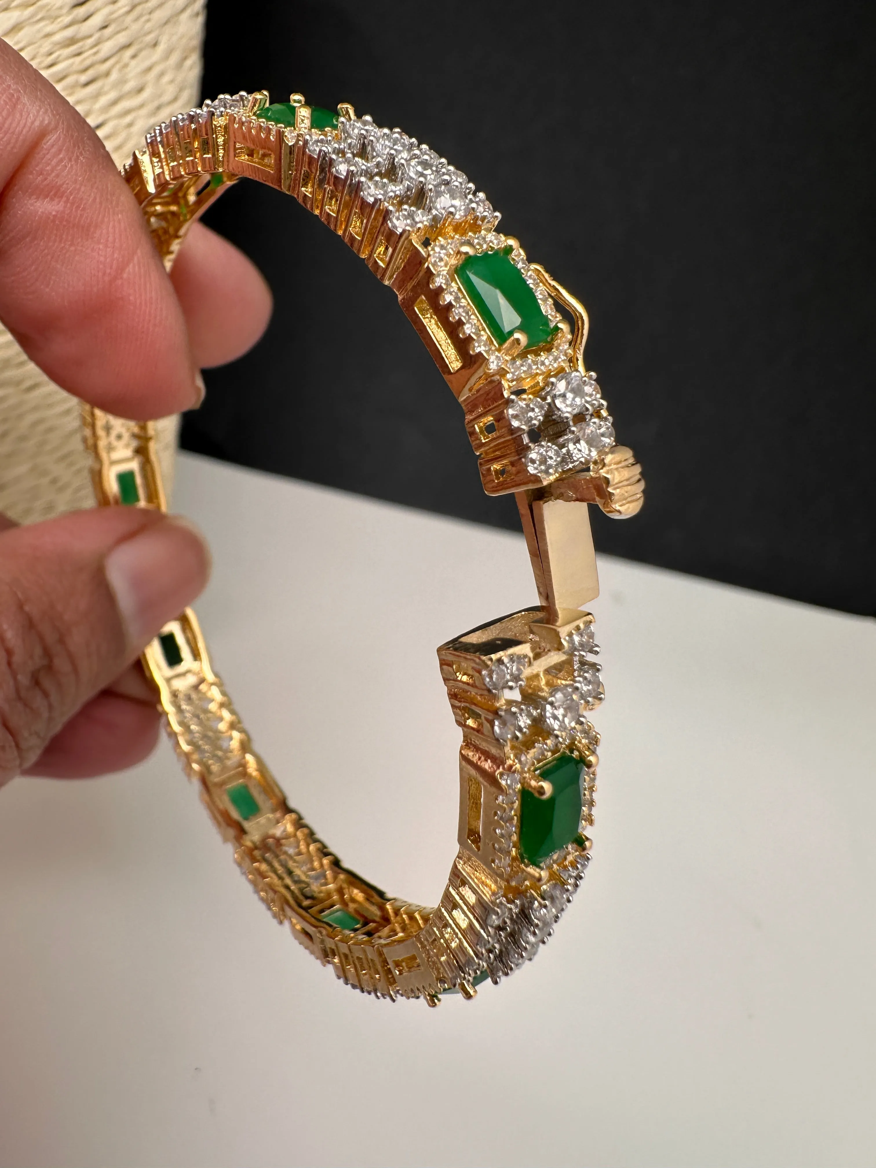 Emerald Green CZ Openable Bangle