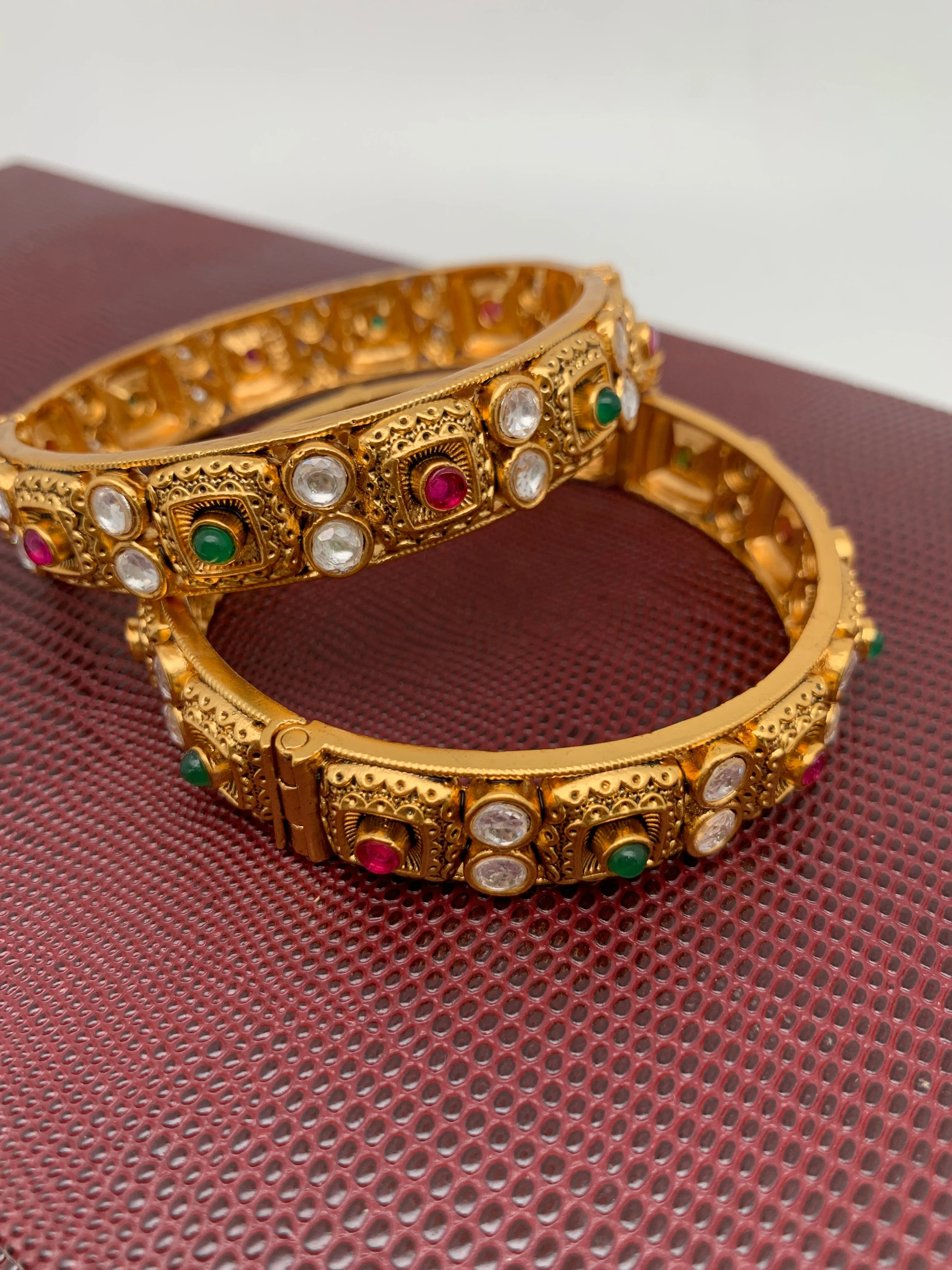 Kundan Red Green Stone Bangles