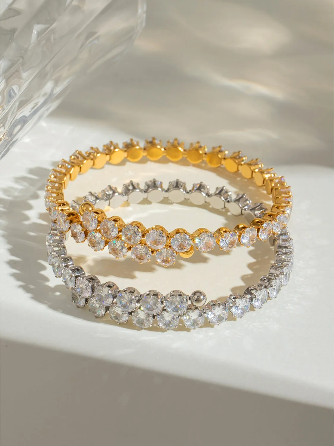 MQTIME  -   Stainless Steel Inlaid Zircon Bracelet