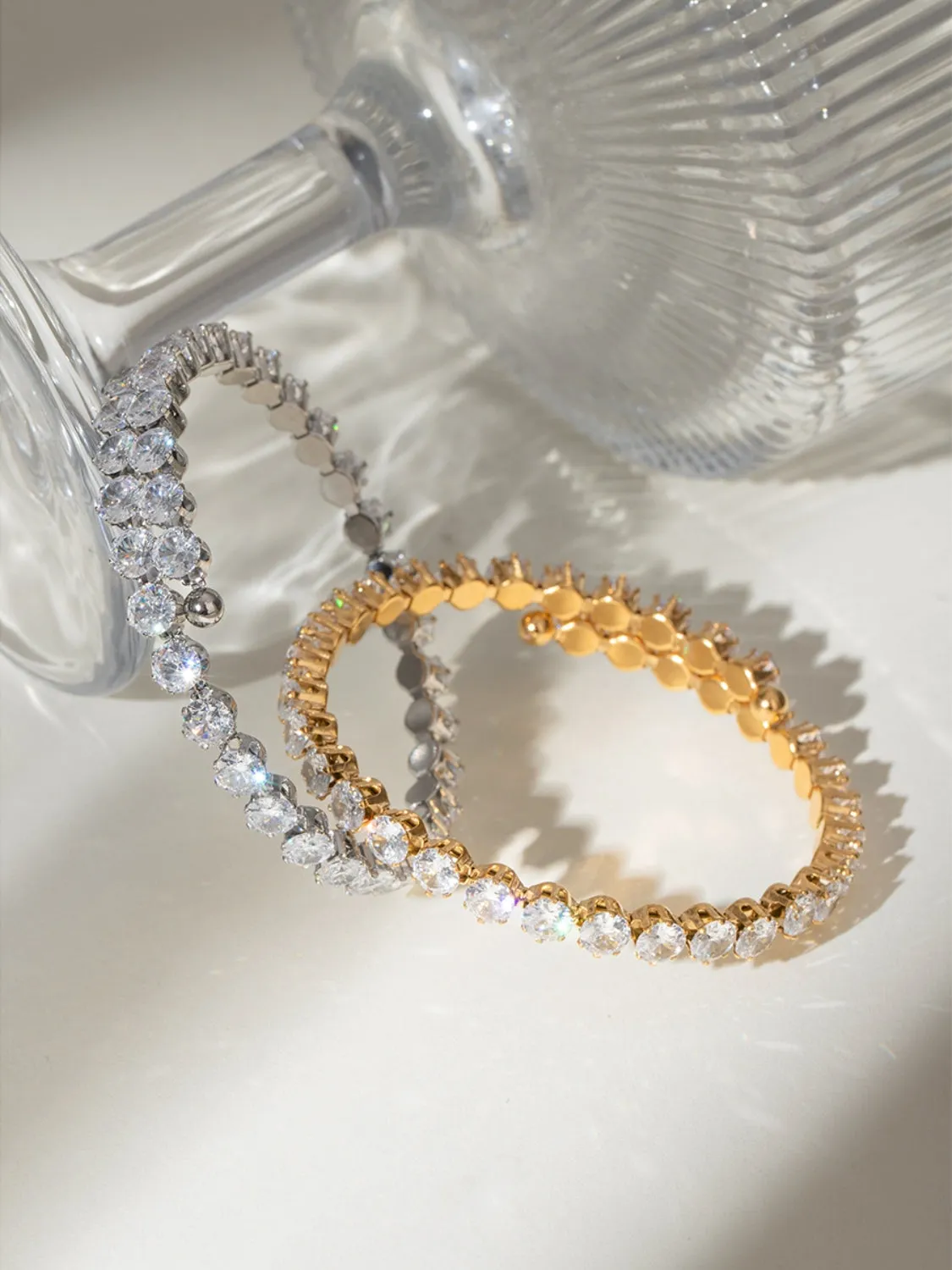 MQTIME  -   Stainless Steel Inlaid Zircon Bracelet