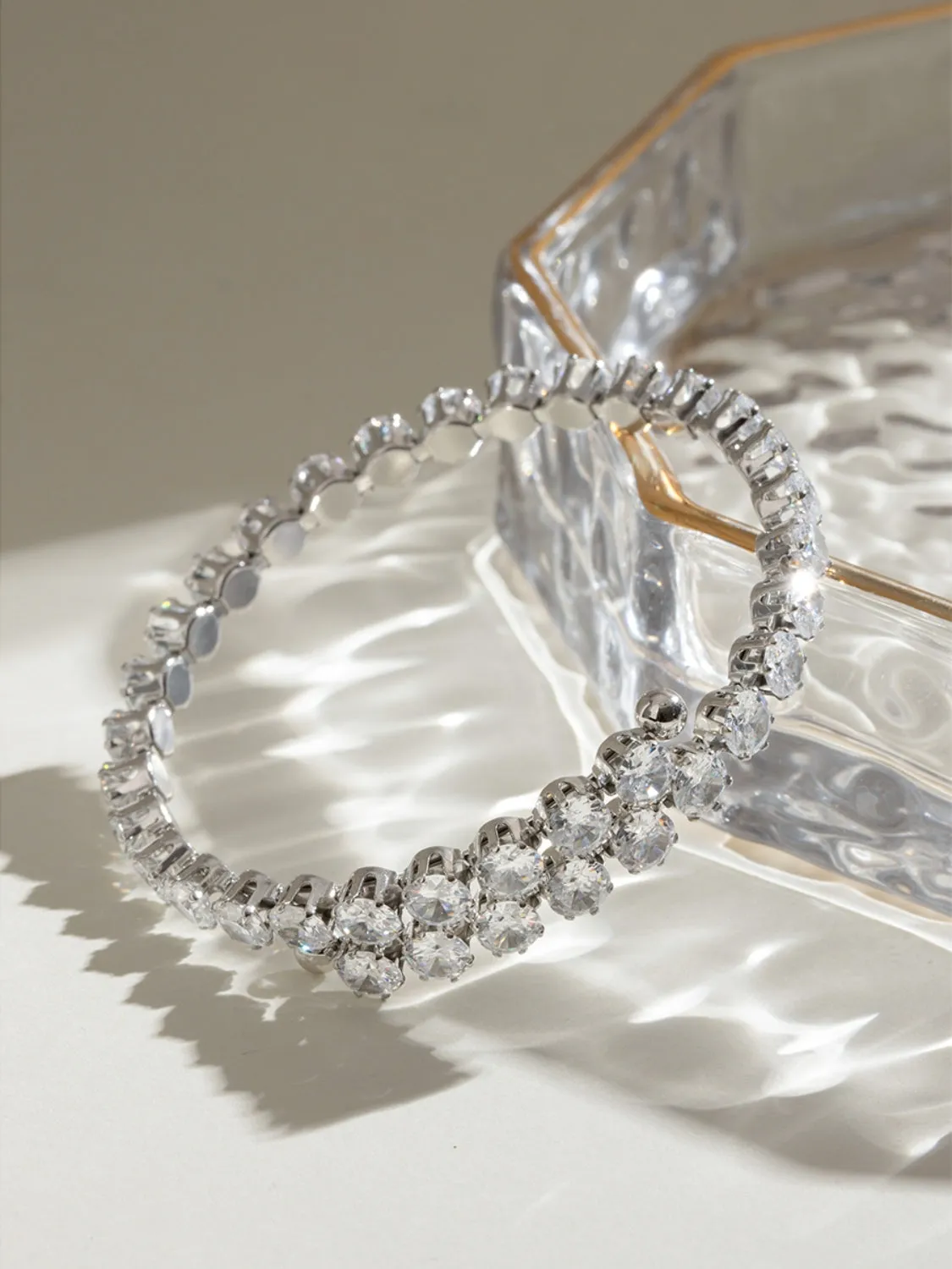 MQTIME  -   Stainless Steel Inlaid Zircon Bracelet