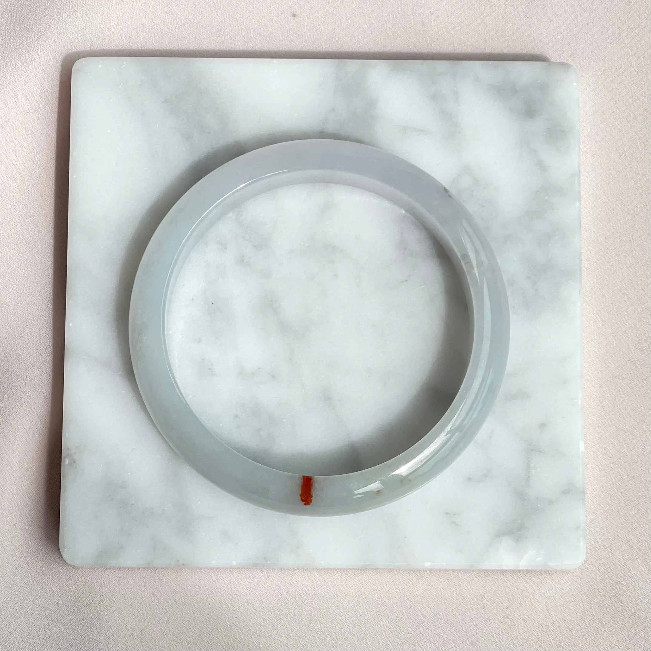 P31158 58.1mm Off-white Red Ink Jadeite Bangle