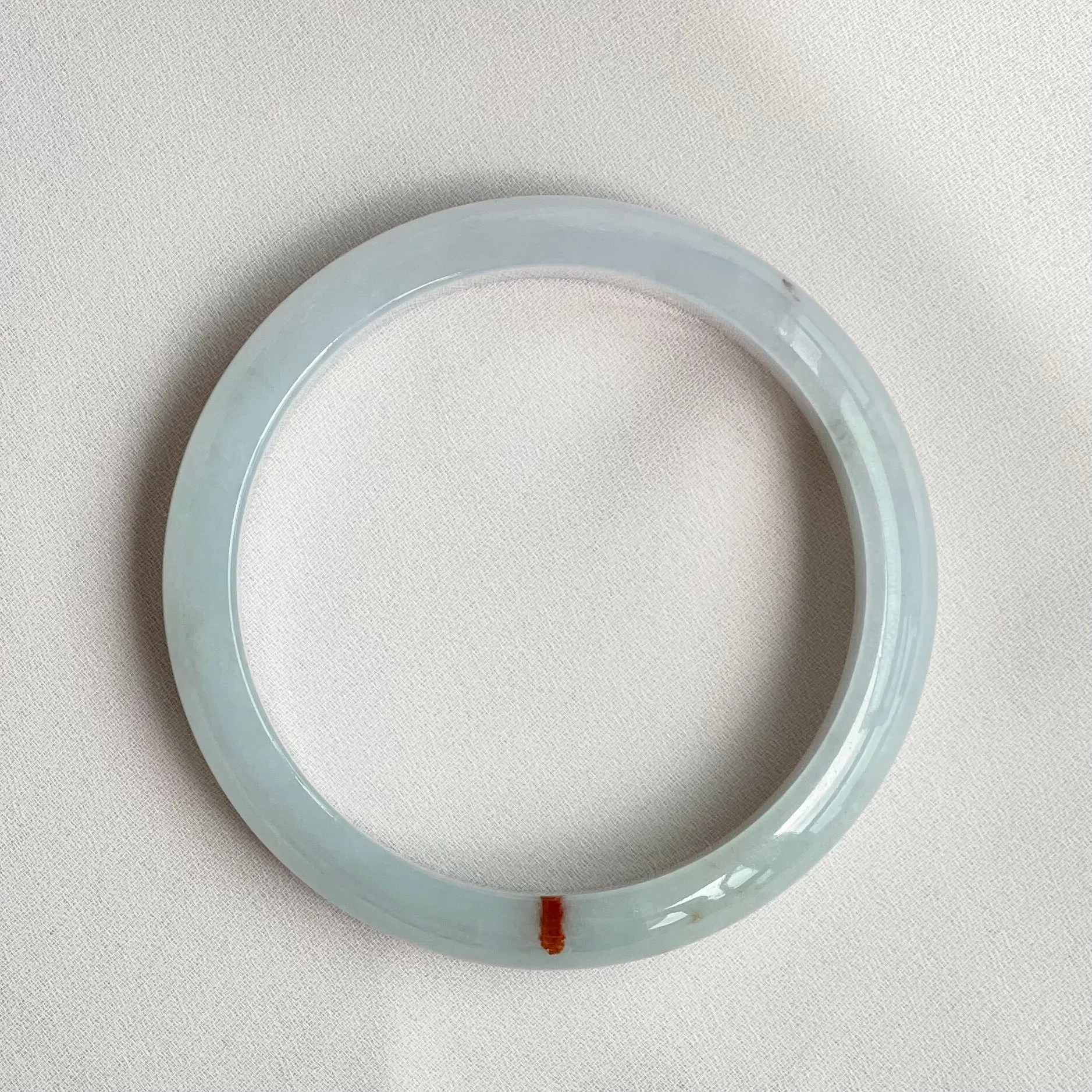 P31158 58.1mm Off-white Red Ink Jadeite Bangle
