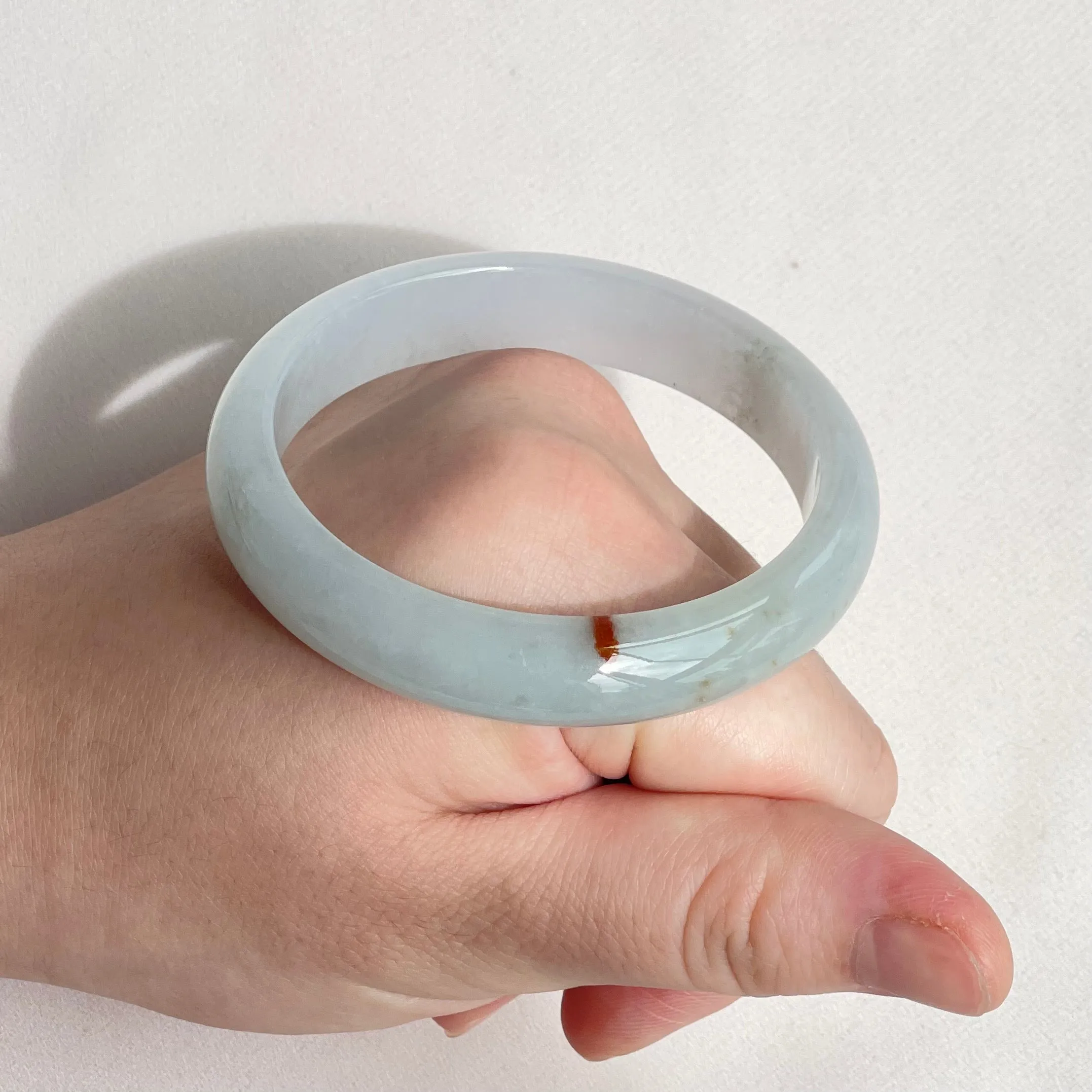 P31158 58.1mm Off-white Red Ink Jadeite Bangle