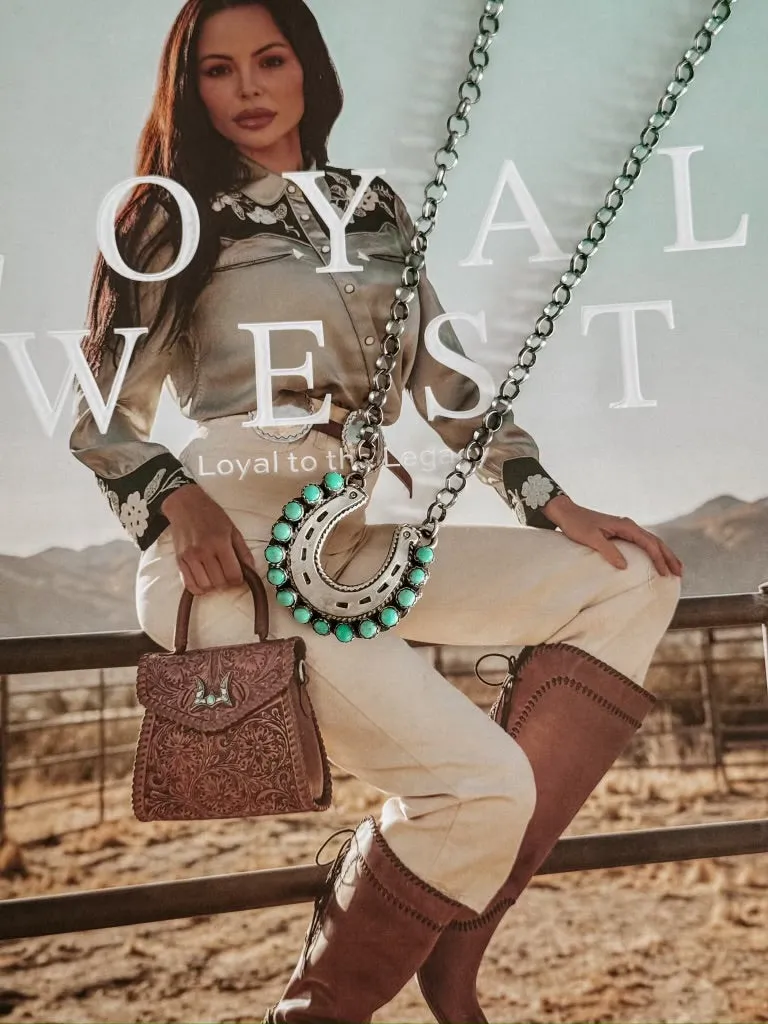 The Turquoise Horseshoe Necklace