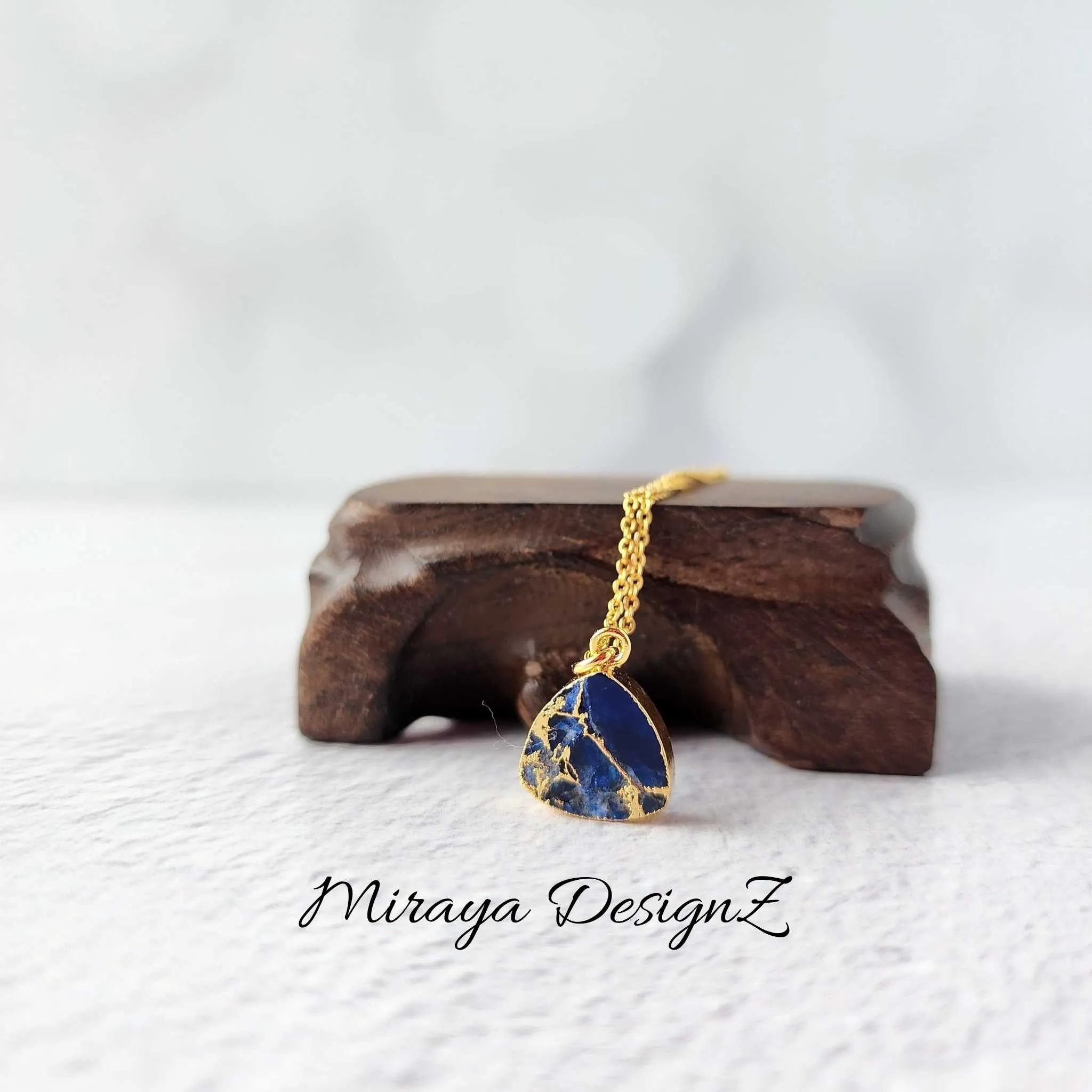 Trillion Mojave Turquoise Necklace - Blue